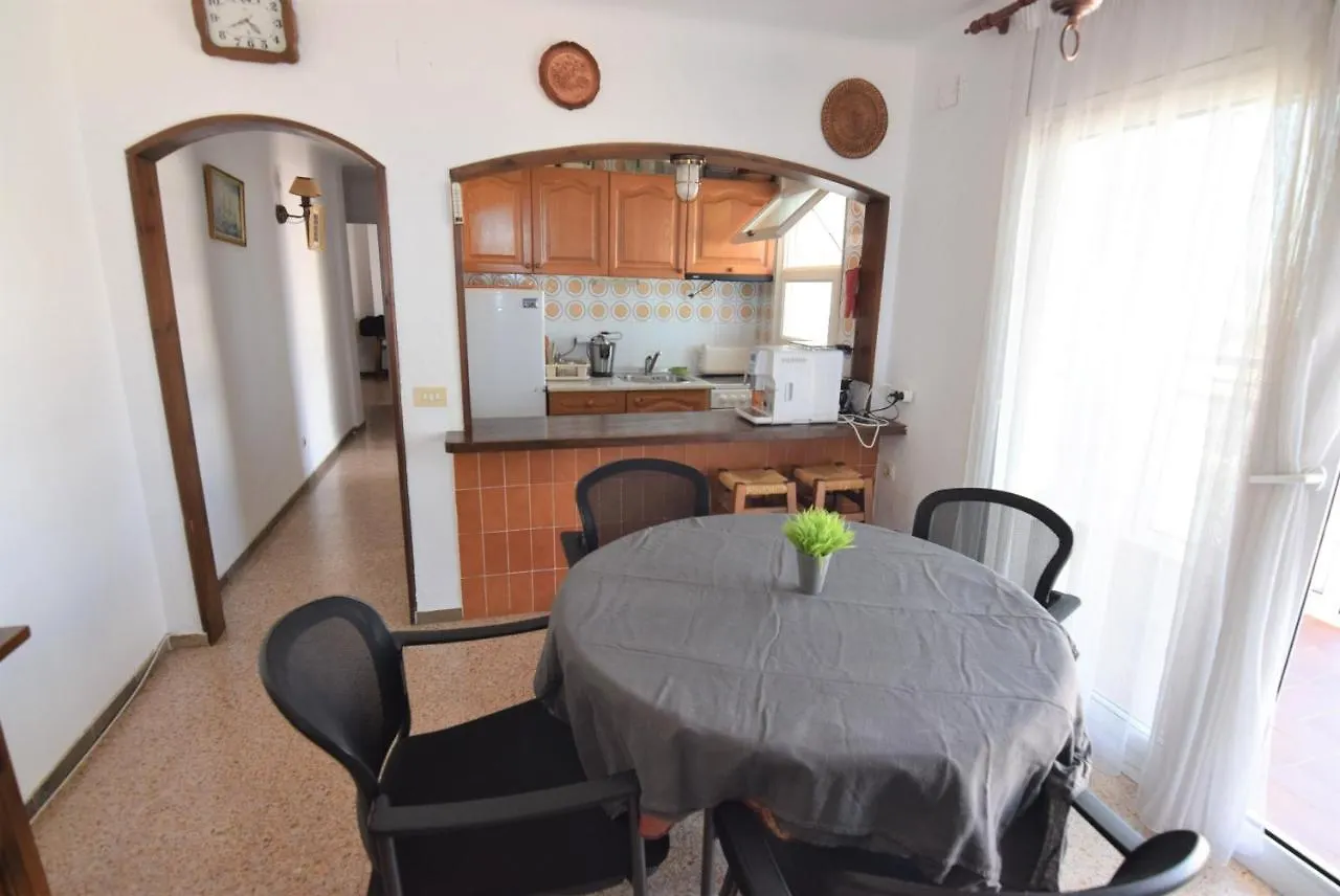397-Apartamento Con Vistas Al Mar Apartment Empuriabrava Spain