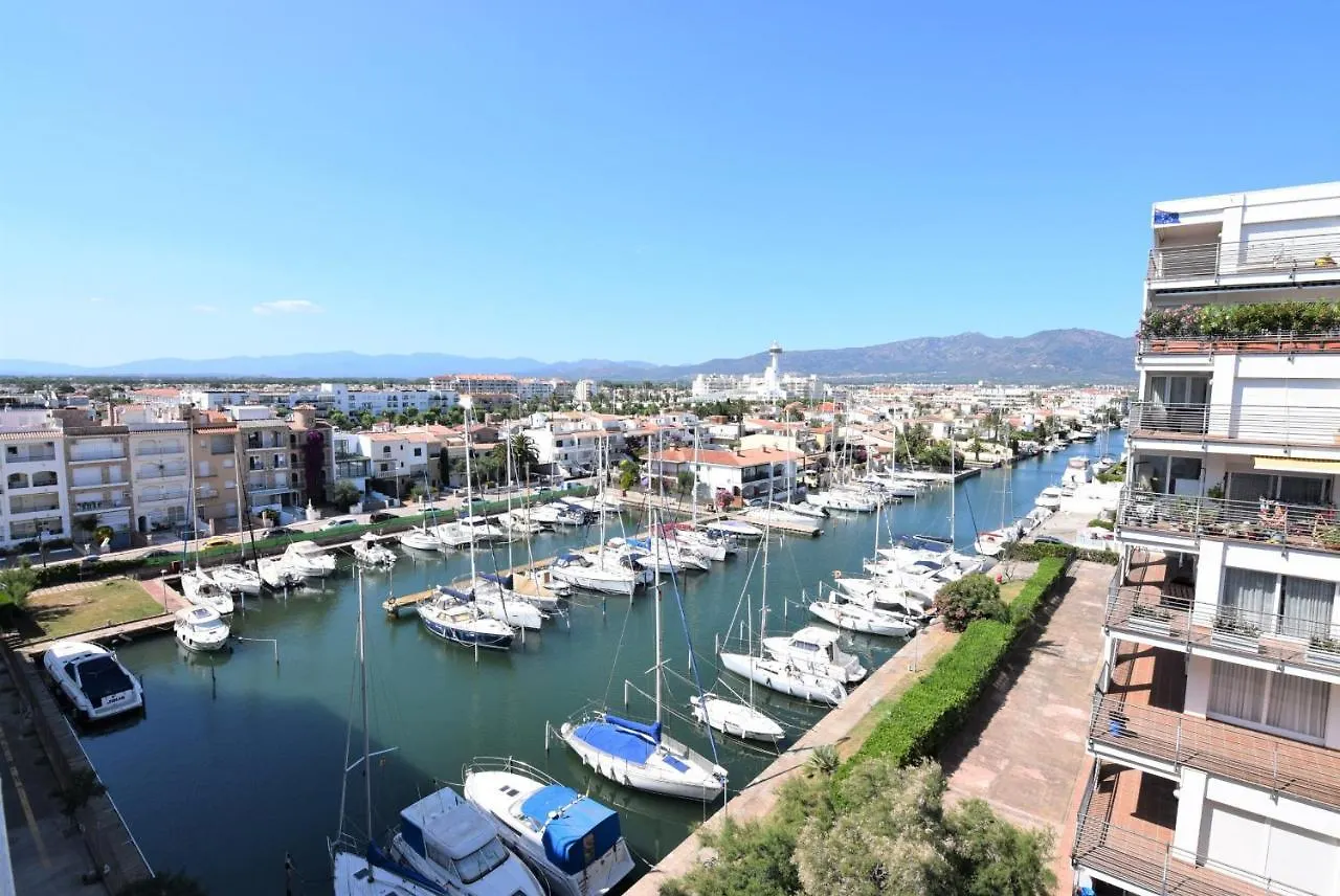 397-Apartamento Con Vistas Al Mar Apartment Empuriabrava Spain